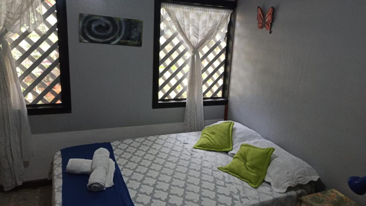 Hospedaje Meryscar Tortuguero Exterior foto