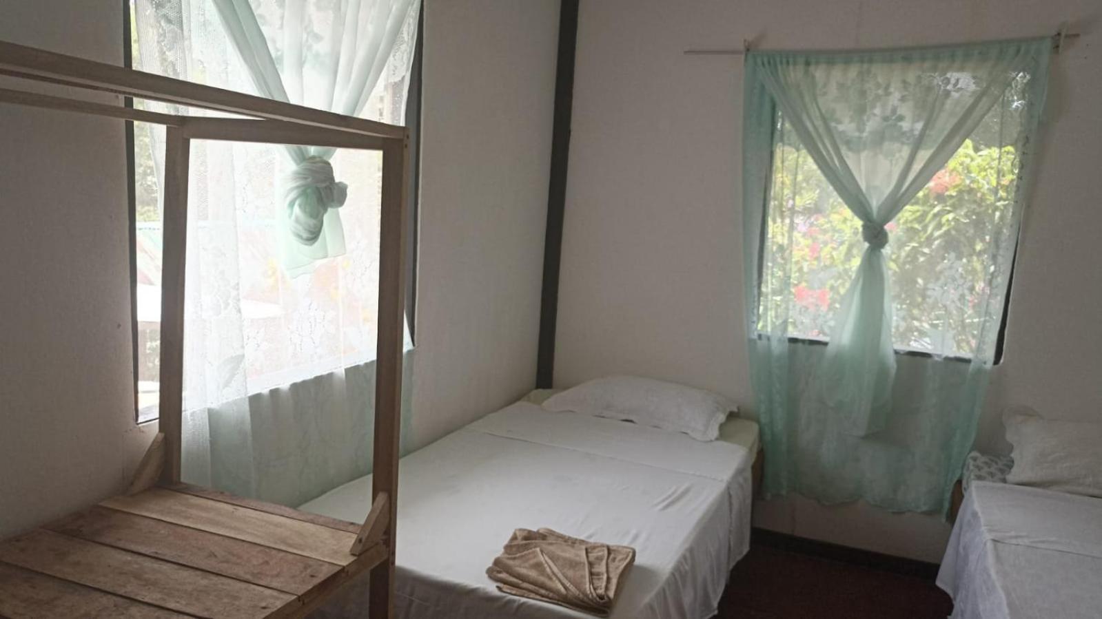 Hospedaje Meryscar Tortuguero Exterior foto